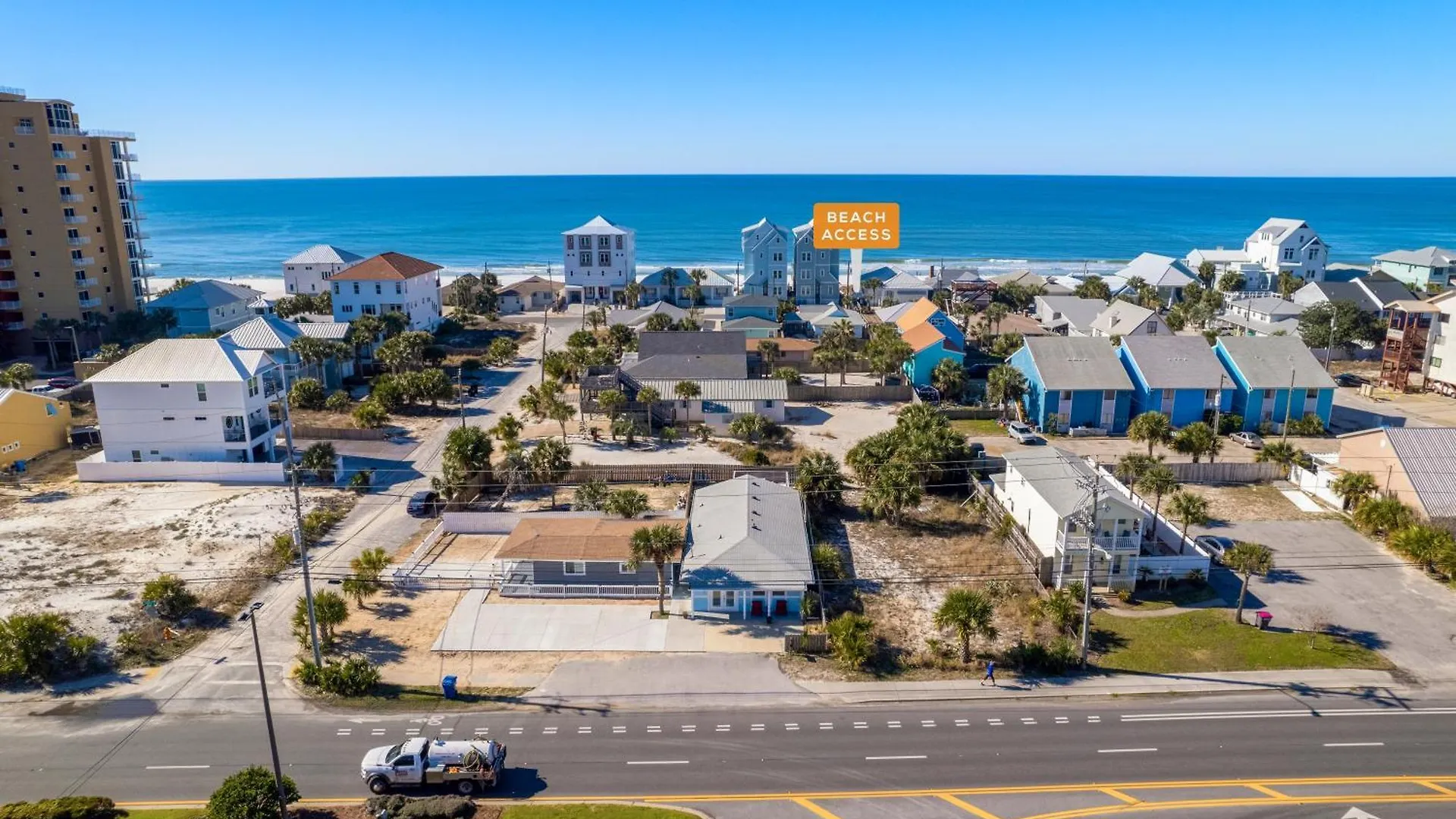 Charming Beach House! Just Steps From The Beach! Sleeps 8! By Dolce Vita Getaways Panama City Beach Nyaraló