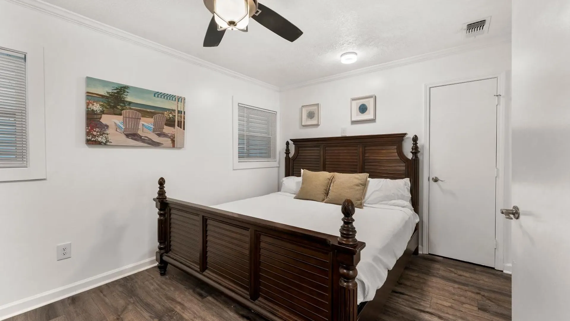 Charming Beach House! Just Steps From The Beach! Sleeps 8! By Dolce Vita Getaways Panama City Beach 0*,  Amerikai Egyesült Államok