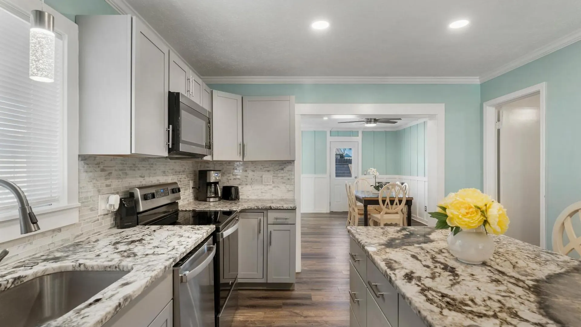 Holiday home Charming Beach House! Just Steps From The Beach! Sleeps 8! By Dolce Vita Getaways Panama City Beach United States